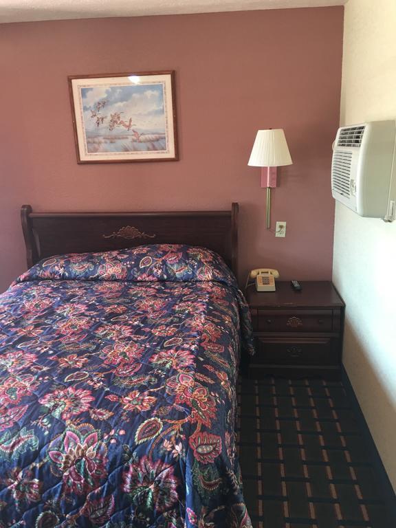 Best Value Inn Motel Sandusky Marianna Exterior foto