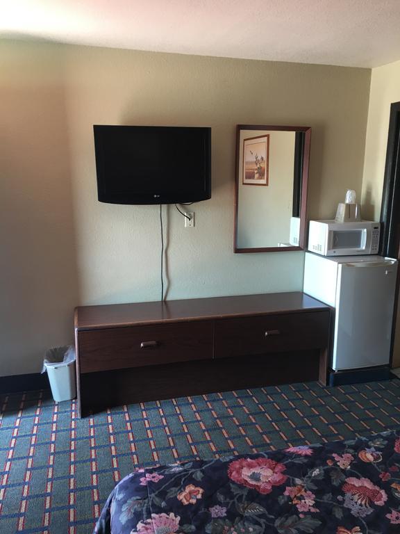 Best Value Inn Motel Sandusky Marianna Exterior foto