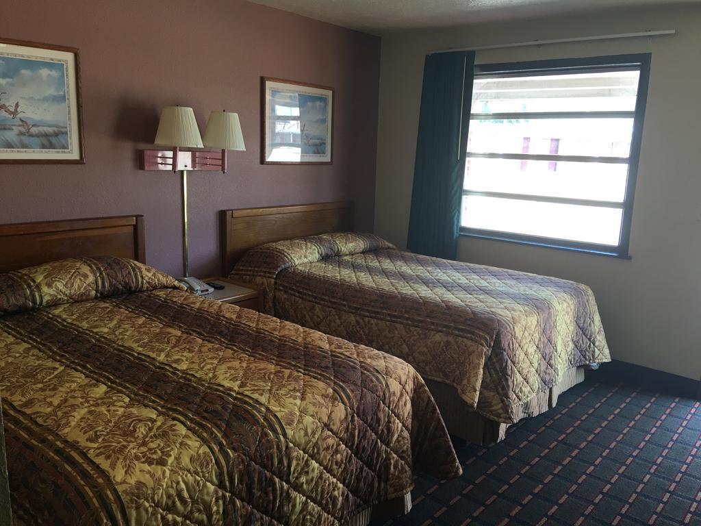 Best Value Inn Motel Sandusky Marianna Exterior foto