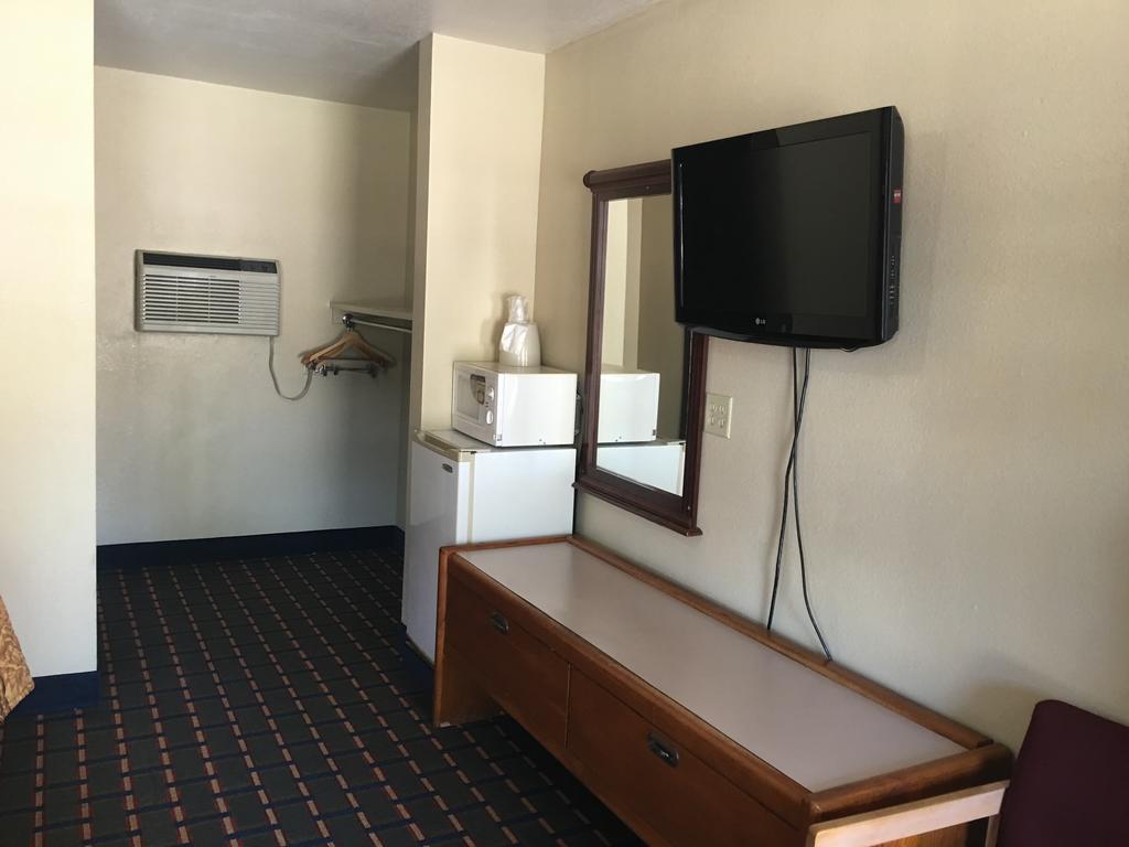 Best Value Inn Motel Sandusky Marianna Exterior foto
