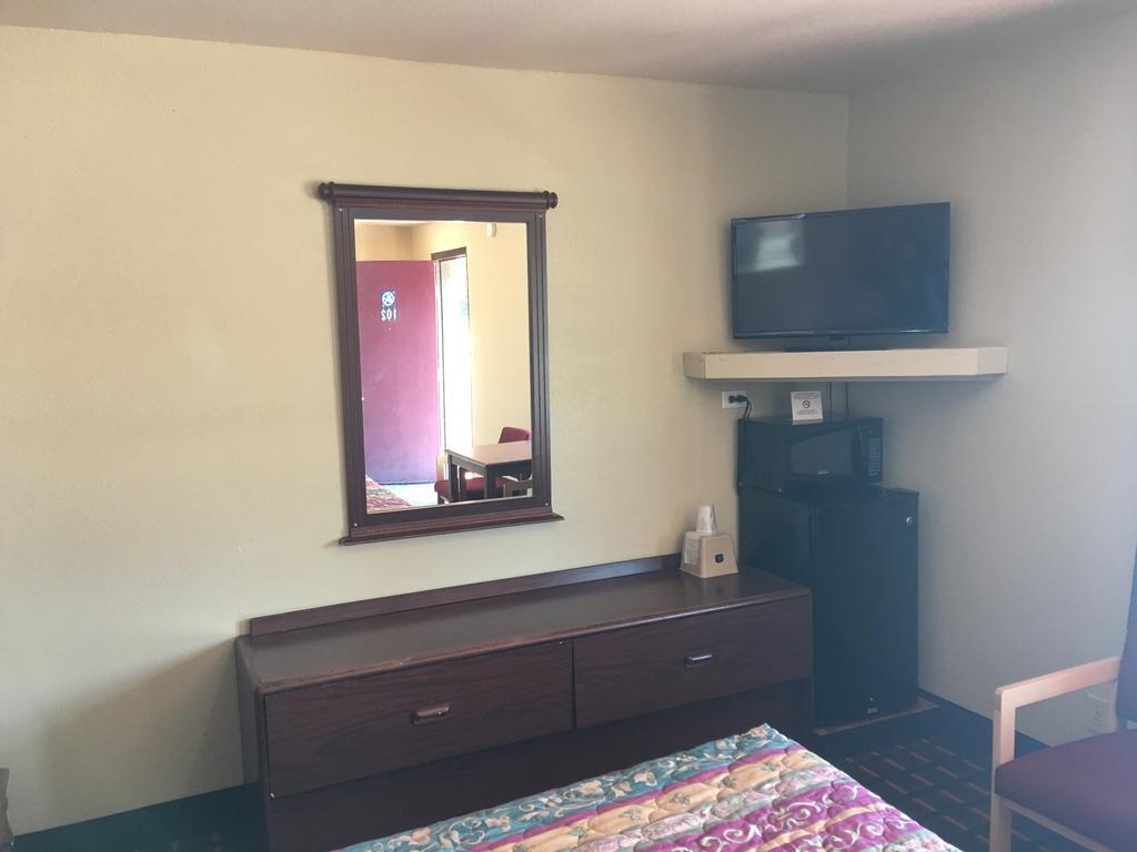 Best Value Inn Motel Sandusky Marianna Exterior foto