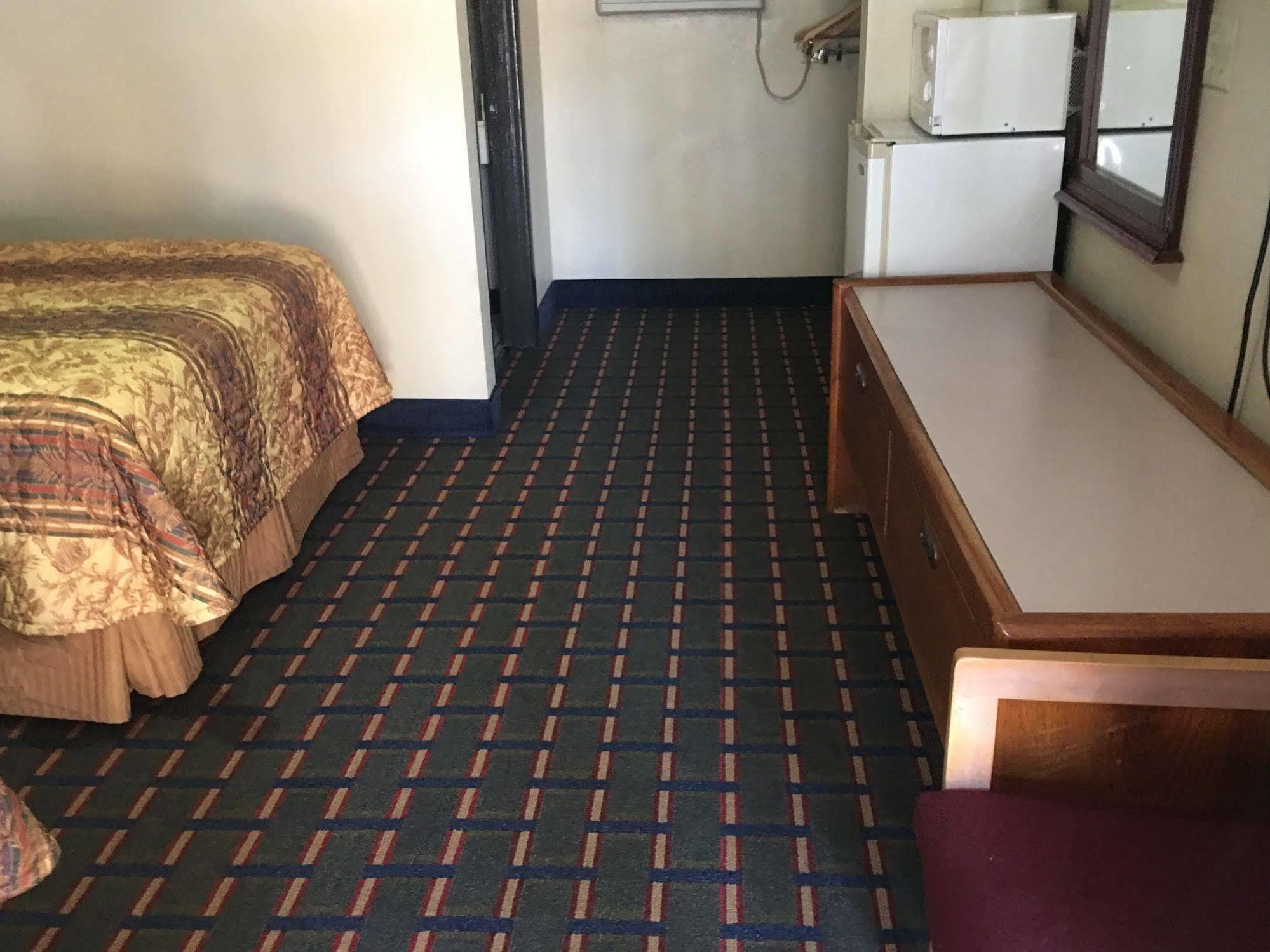 Best Value Inn Motel Sandusky Marianna Exterior foto